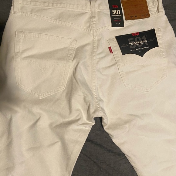 Levi’s 501 Jeans - Picture 3 of 3